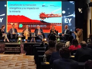 Cobre y litio juegan un rol clave EY junto con expertos resaltaron el potencial de Chile para la transición energética