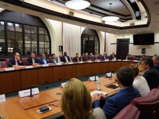 Argentina se reúne con las principales petroleras norteamericanas para desarrollar el potencial de Vaca Muerta