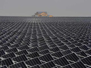 El crecimiento de las energías renovables en China eleva la demanda de cobre