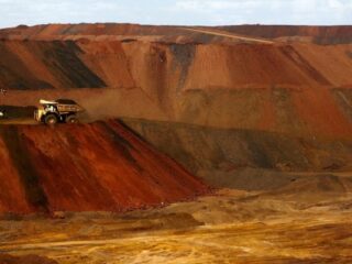 Importante empresa minera australiana invertirá US$ 6,2 mil millones para alcanzar el objetivo de cero emisión