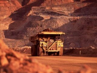 La presión para acortar la revisión de permisos mineros en EE.UU. gana fuerza