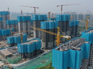 El precio del mineral de hierro es el más bajo en 11 meses debido a la decepción de la temporada alta de construcción en China
