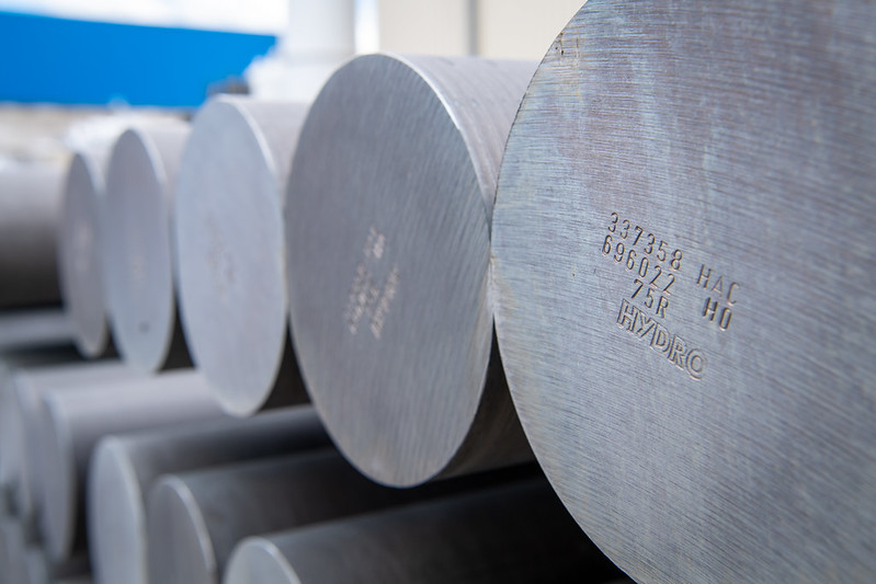 El gigante europeo del aluminio pide sanciones contra el metal ruso