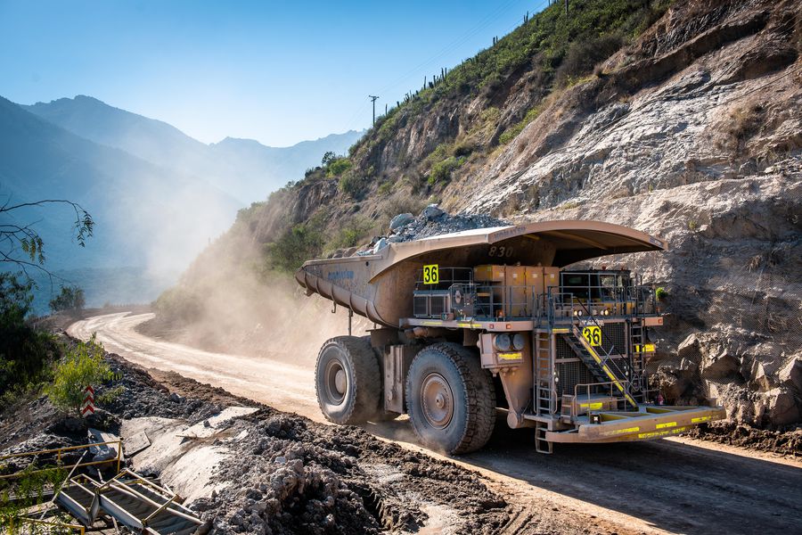 Comunidades lanzan nueva arremetida contra minera Anglo American por proyecto El Soldado