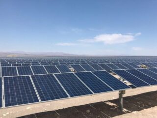 AES Andes ingresa a tramitación ambiental proyecto para reconvertir plantas a carbón por nueva tecnología solar