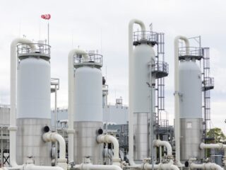 Demanda europea de gas continuará a la baja en 2023, según la AIE