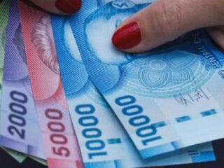 Poder adquisitivo de los trabajadores se sigue contrayendo: salarios reales caen 2,6% en medio de alta inflación