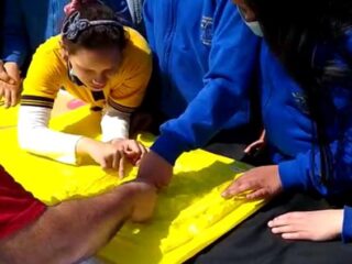 Autoridades y alumnos participan en la primera versión de Feria de la Geodiversidad organizada por Sernageomin