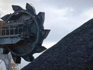 Casi la mitad de la industria del carbón está en plena trayectoria de expansión