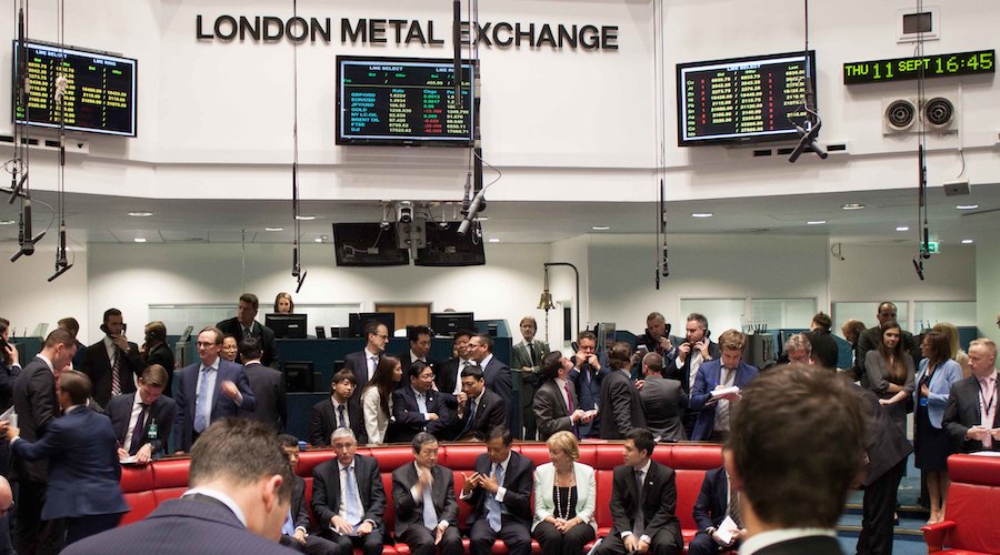 LME intensifica el escrutinio del comercio de níquel a medida que los precios oscilan violentamente