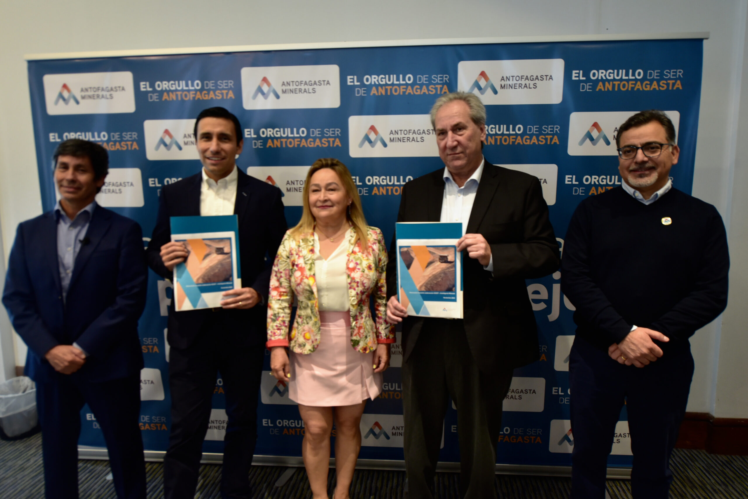 Antofagasta Minerals y SICEP renuevan compromiso para fortalecer el relacionamiento con proveedores regionales