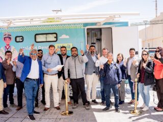 Collahuasi y Rotary Club Cavancha entregan unidad dental para atender a 3 mil 200 jóvenes de la comuna de Pozo Almonte