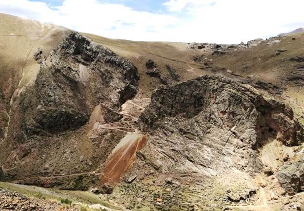 New Pacific Metals informa una estimación actualizada de recursos minerales para el depósito de arena de plata, Bolivia: aumenta las onzas de plata en recursos minerales medidos e indicados en un 30%