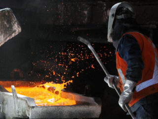 Cobre se dispara un 5%, mayor precio en más de 4 meses