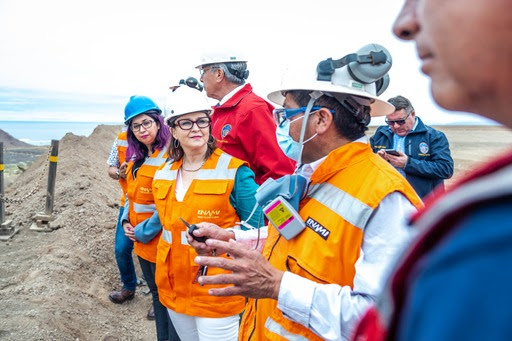 Ministra Hernando encabeza mesa de pequeña minería en Taltal