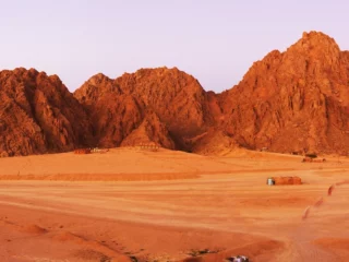 La minería de uranio en Egipto se está expandiendo a pesar de la contaminación del agua, según muestran las imágenes de satélite