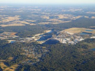 Australia espera una fuerte caída del precio del litio en 2024