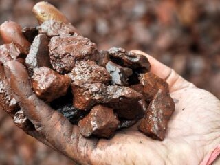 El mineral de hierro SGX alcanza un máximo de 5 meses a medida que China flexibiliza las reglas de COVID