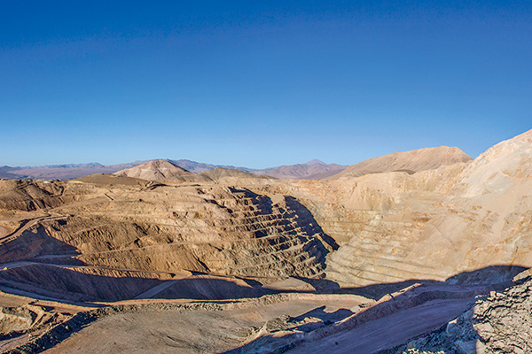 Nueva alerta roja en Codelco: Rajo Inca se retrasa más de 15 meses y producción caerá 80 mil toneladas hasta 2025