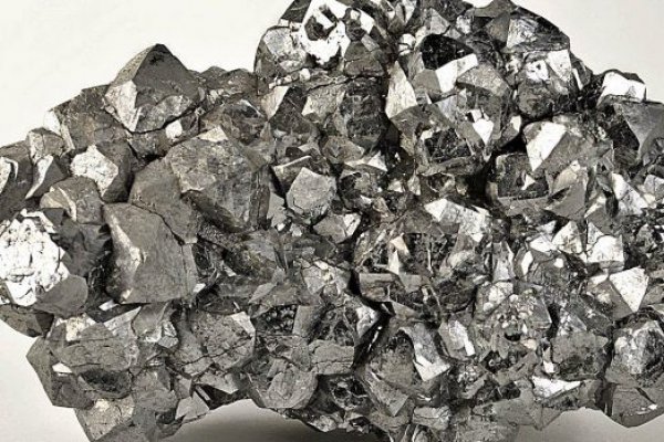 Chile es el cuarto productor mundial de plata, otro mineral que será clave para la electromovilidad