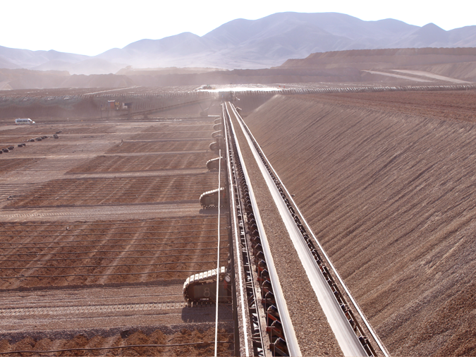 Crisis en Codelco: Apuntan a atraso en proyectos estructurales y gestión