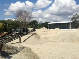 Mina brasileña comenzará producción de litio en 2023 ante aumento de demanda