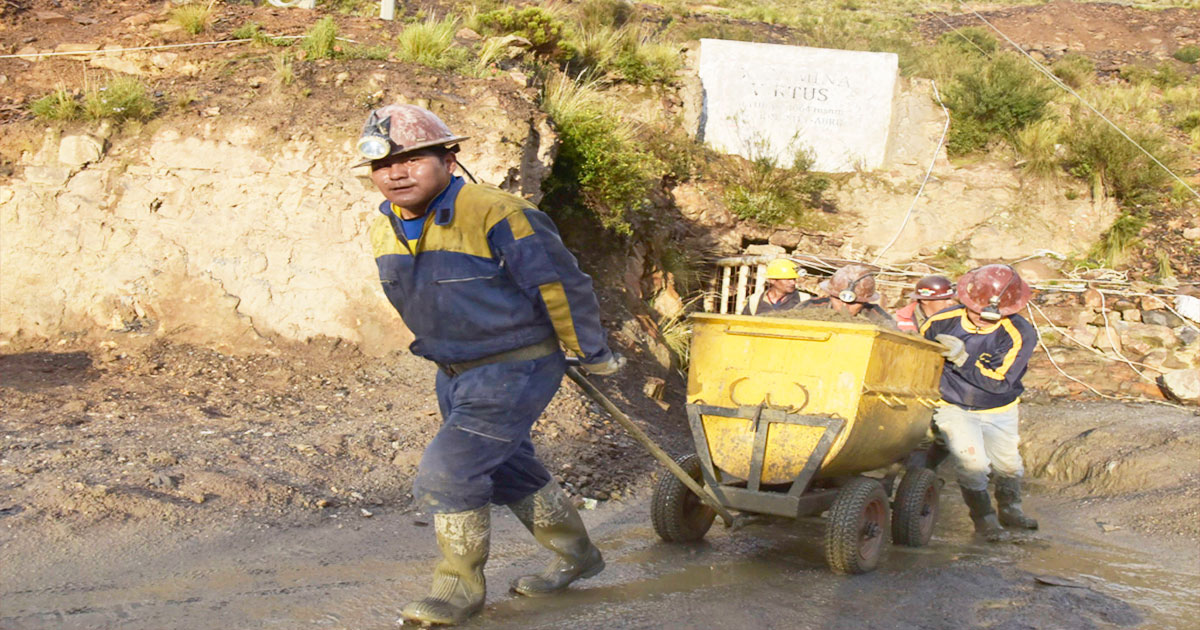 Bolivia: En la venta de zinc, el país "regala" US$1.200 MM en subproductos