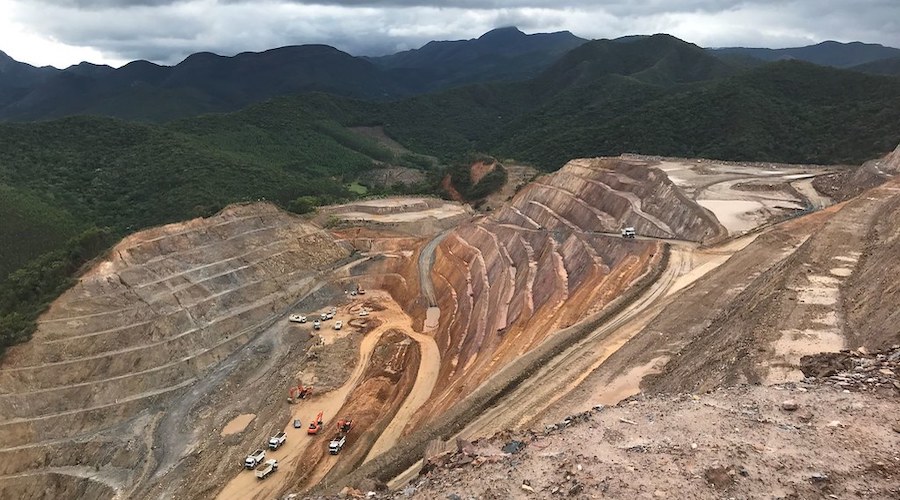 AngloGold Ashanti pone a la venta mina de oro de Brasil