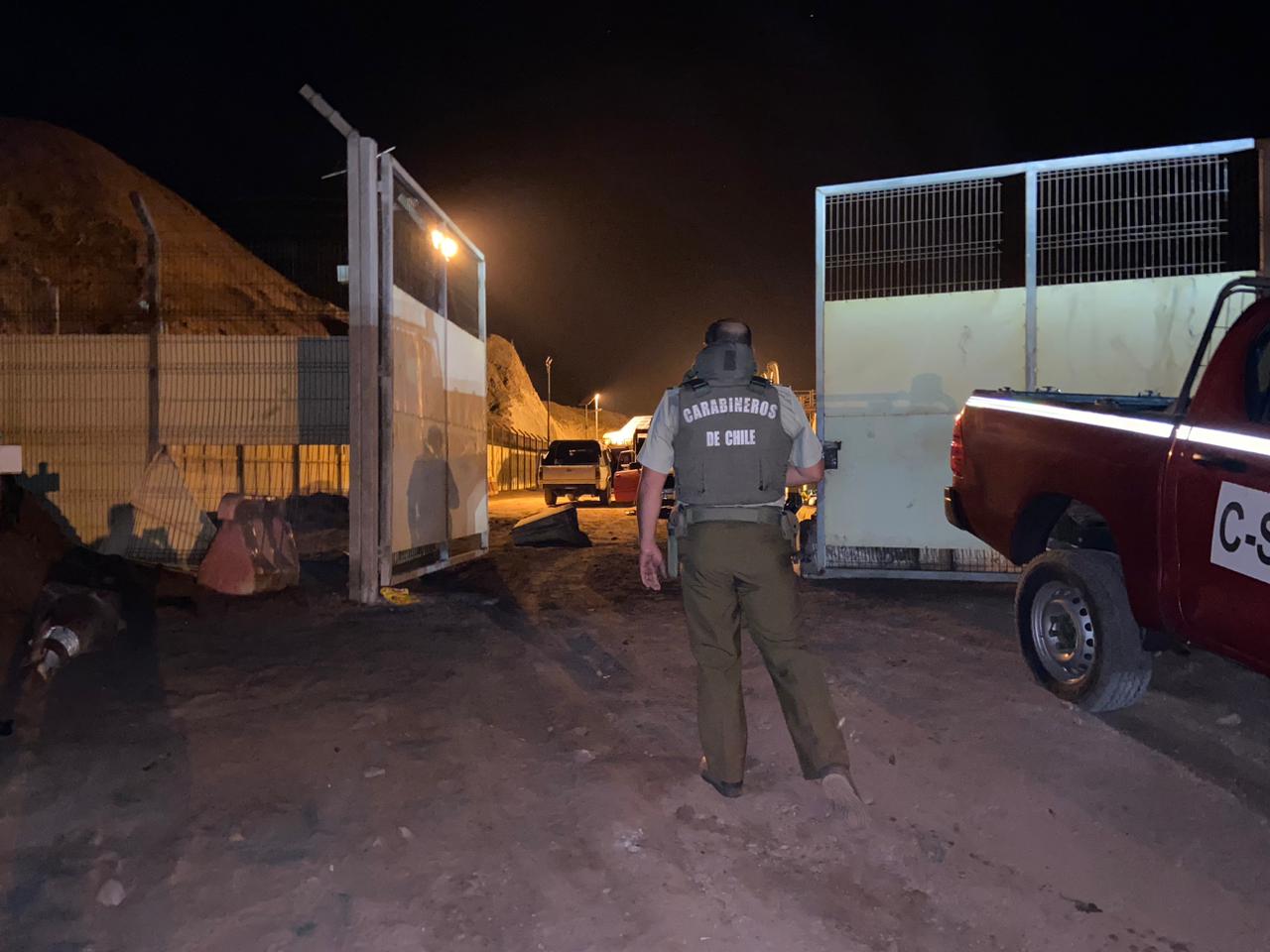 Sorprenden a seis individuos robando cátodos de cobre en minera de Antofagasta