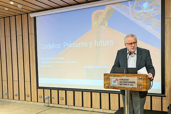 Pacheco revela sobrecostos de hasta 75% en proyectos de Codelco