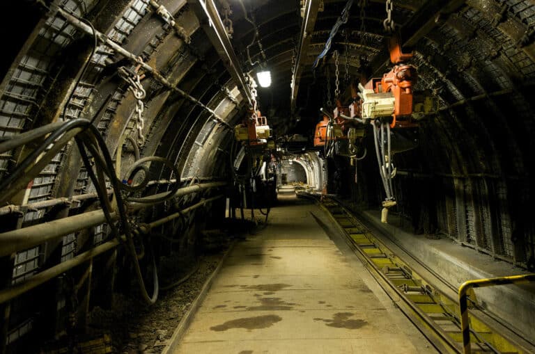 Convertir minas abandonadas en baterías de gravedad