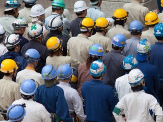 El precio del cobre retrocede por los débiles datos económicos de China
