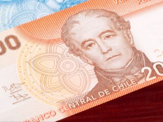 Comenzó el pago del Bono Invierno 2023: cómo consultar con tu RUT si eres beneficiario de los $74 mil