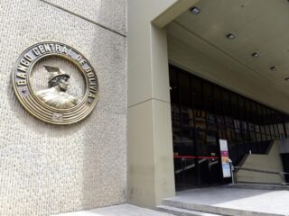 Bolivia: Reservas en oro alcanzan a 43 toneladas, una norma busca subir esa cantidad