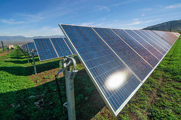 La energía solar superará a otras fuentes en capacidad de generación eléctrica hacia el 2027