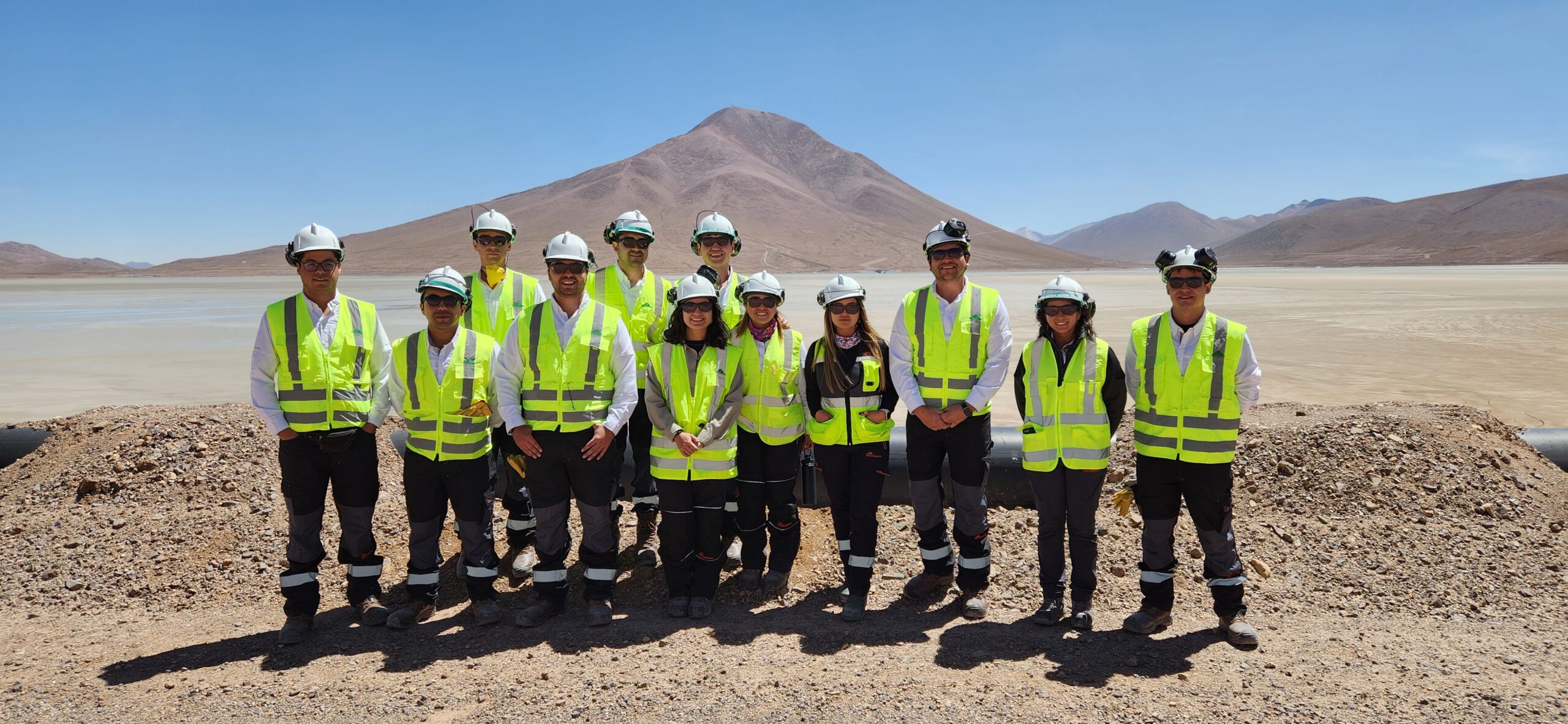 Trece jóvenes ingenieros e ingenieras se integraron a programa de entrenamiento en Collahuasi