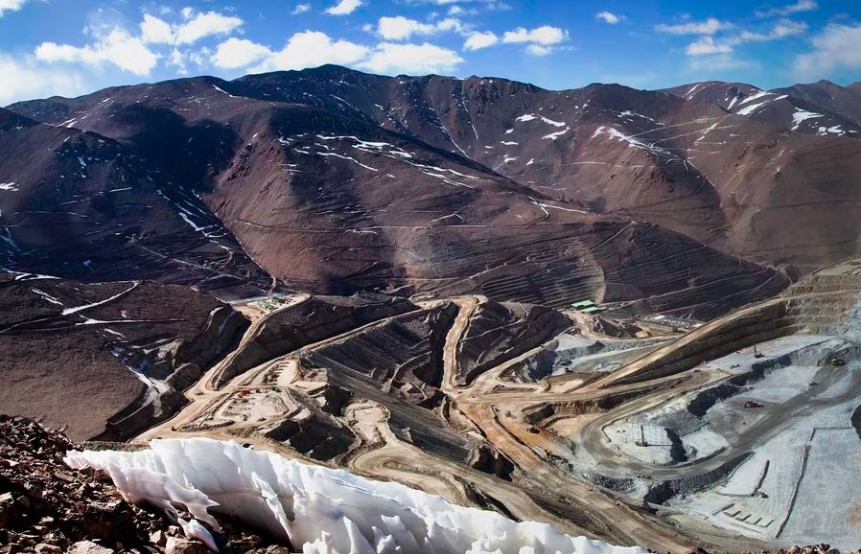 Minera Lundin Mining aumenta su presencia en Chile al comprar el 51% del yacimiento de cobre Caserones