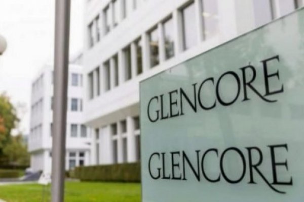 Glencore cuelga la perspectiva de una oferta más alta de Teck a medida que se avecina la votación