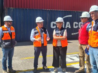 ITI concreta transferencia de carga de 2 mil tuberías para proyecto de Collahuasi