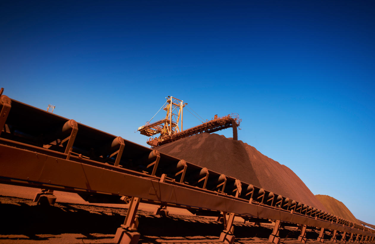 BHP optimista sobre la demanda de China; La producción trimestral de mineral de hierro baja