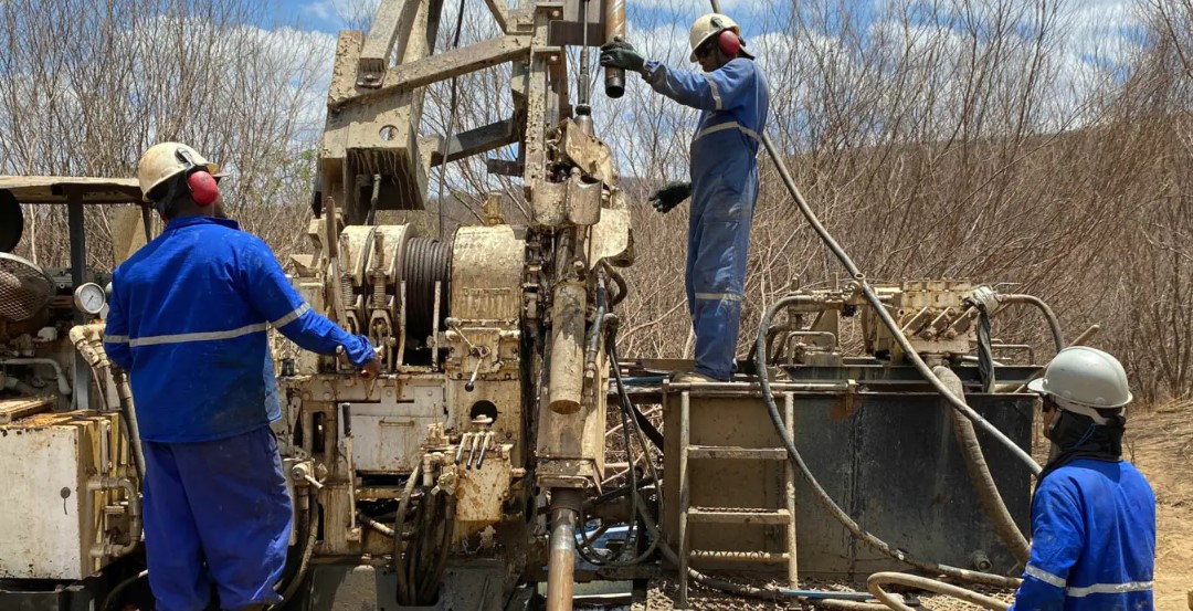 Brasil: Atlas Lithium intersecta 4,40 % de Li2O a 60,15 metros de profundidad en el mejor resultado de perforación hasta la fecha