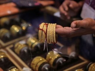 India invitará a nuevas ofertas para cuotas de importación de oro de Emiratos Árabes Unidos