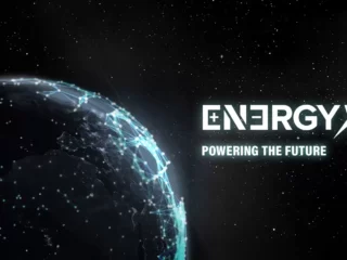 GM invierte en tecnología de extracción de litio para impulsar la producción de vehículos eléctricos