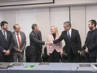 Sofofa y gobierno acuerdan alianza para lograr carbono neutralidad en el país