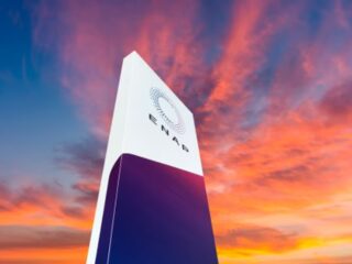 Enap firma contrato comercial con YPF para iniciar la importación temprana de crudo argentino