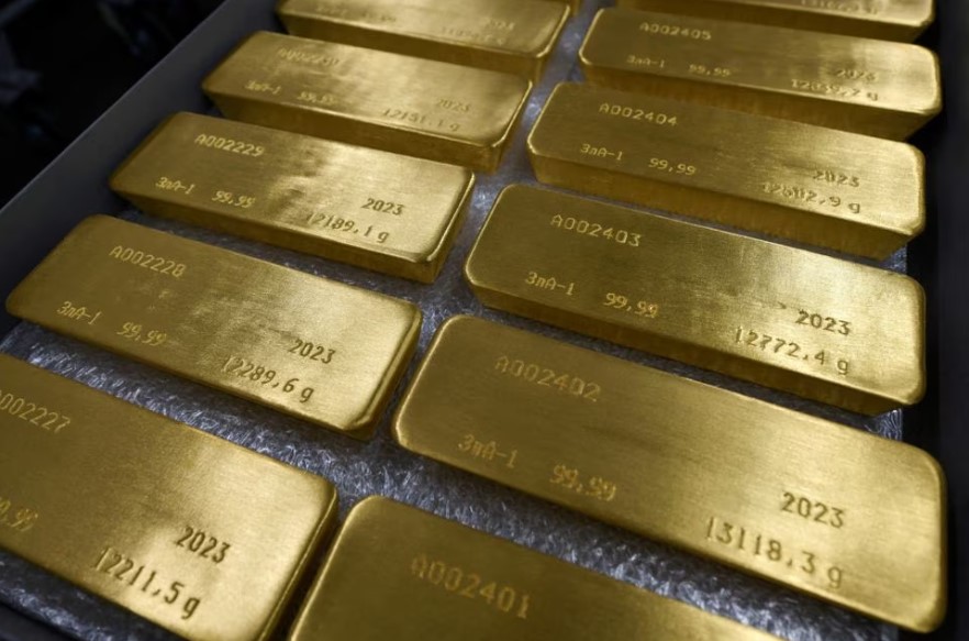 El oro coquetea con máximos históricos a medida que se profundizan las preocupaciones bancarias