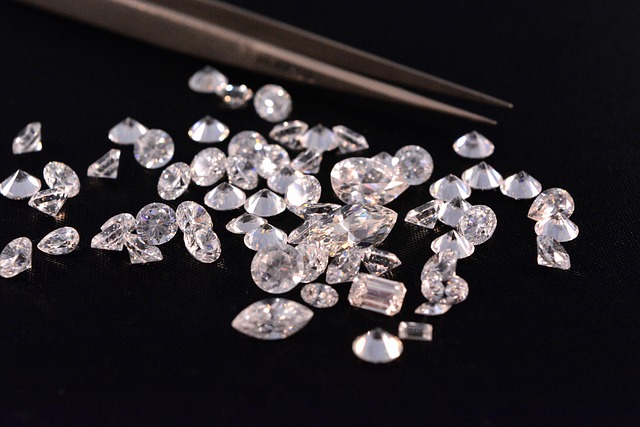 Botswana persiste en demanda de mayor porcentaje de diamantes en bruto en alianza con De Beers