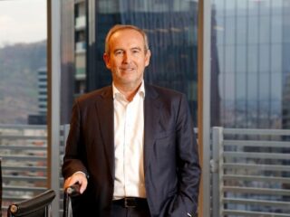 CEO de JP Morgan para América Latina: "No creo que la política del litio sea la mejor forma de maximizar la posición para Chile"