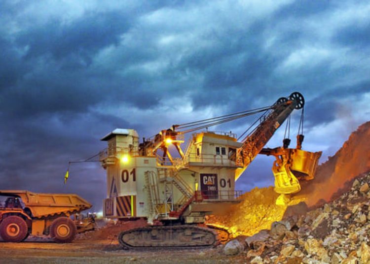 Chile cae 29 puestos desde 2018 en ranking de atracción de inversión minera y está bajo Perú y Argentina