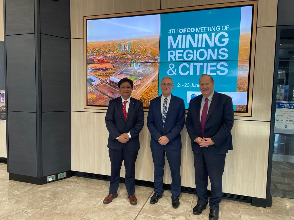 Comitiva regional participó en actividades de la “4ta reunión de Regiones y Ciudades Mineras OECD” en Australia